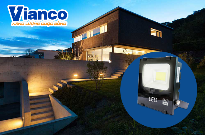 ung-dung-den-pha-led