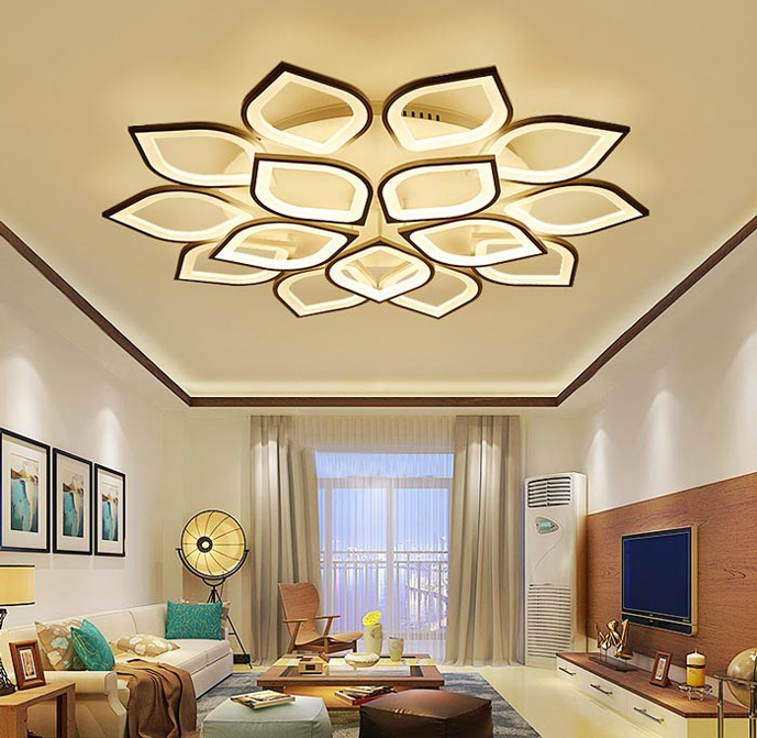 den-trang-tri-tran-nha