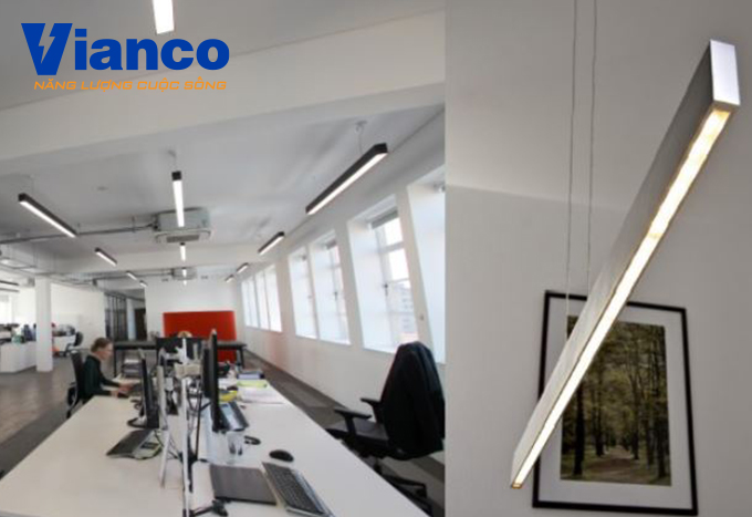 den-tuyp-led-cho-tran-be-tong