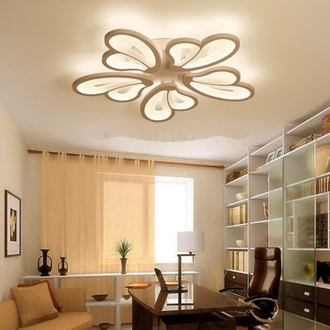 den-led-op-tran-la-phong